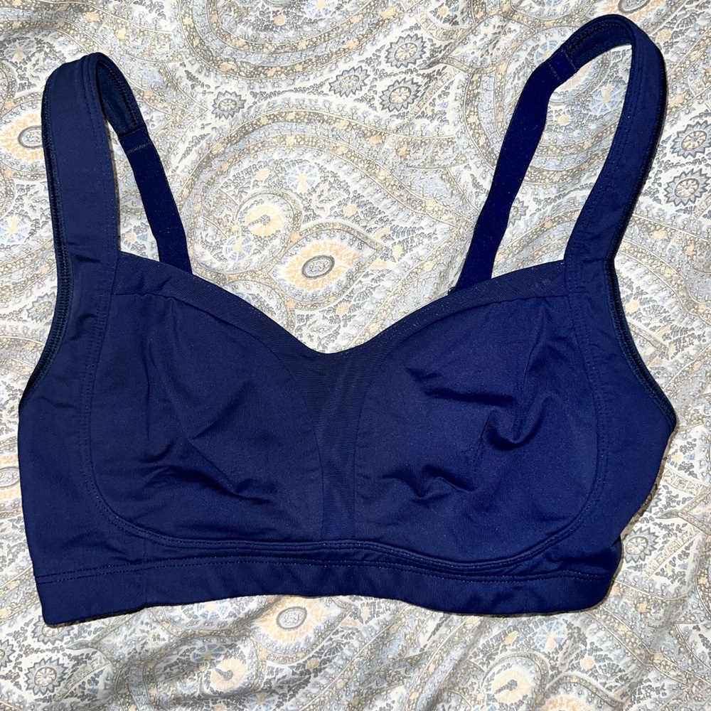 Lululemon 34DD high impact sports bra, navy blue, thick adjustable strap